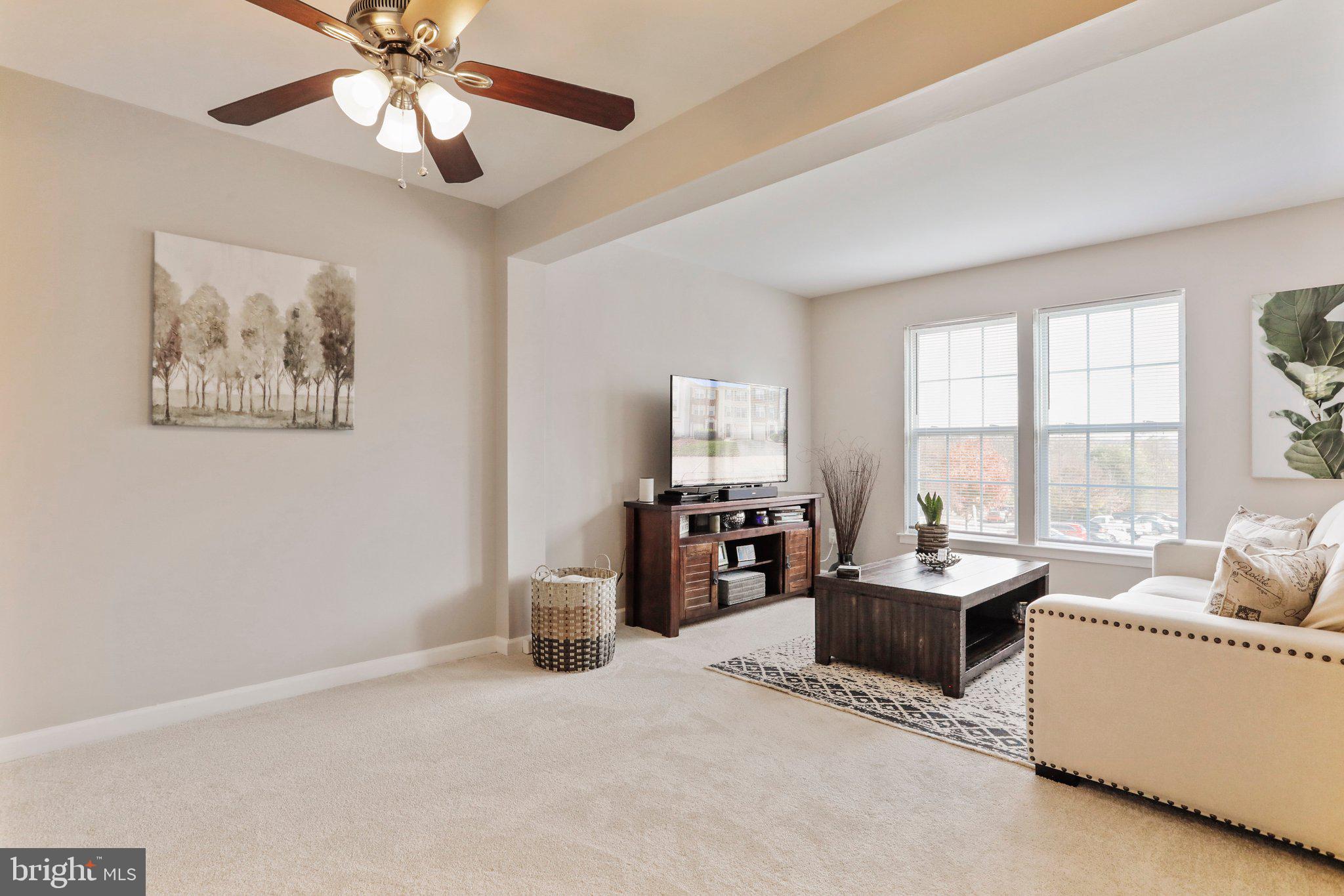 LAKELAND PLACE - Residential