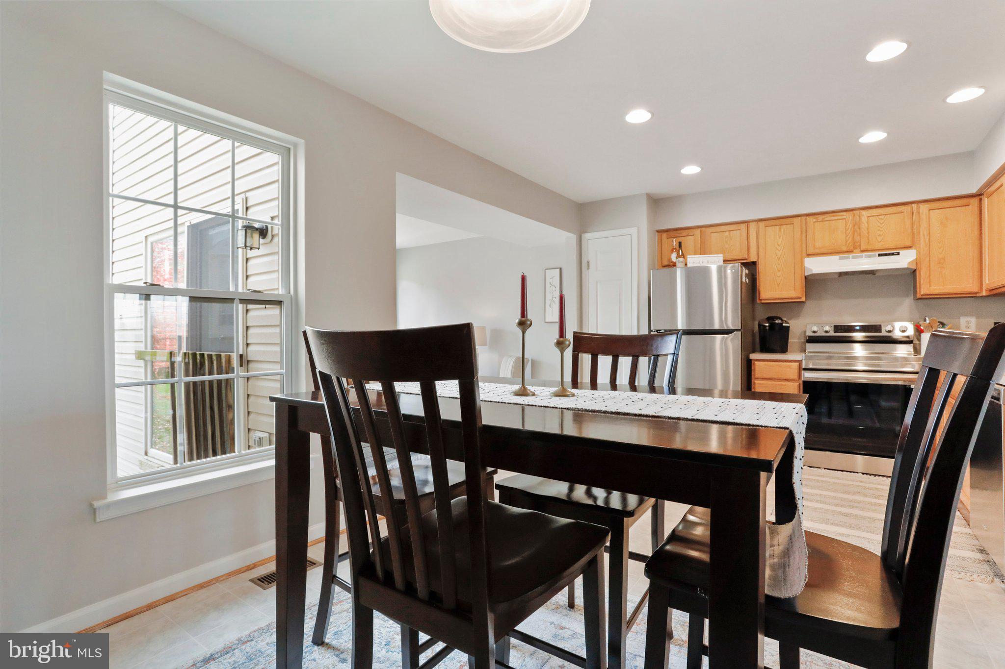 LAKELAND PLACE - Residential