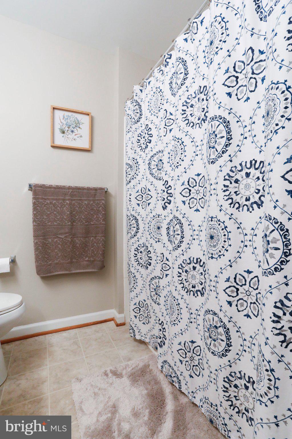 LAKELAND PLACE - Residential