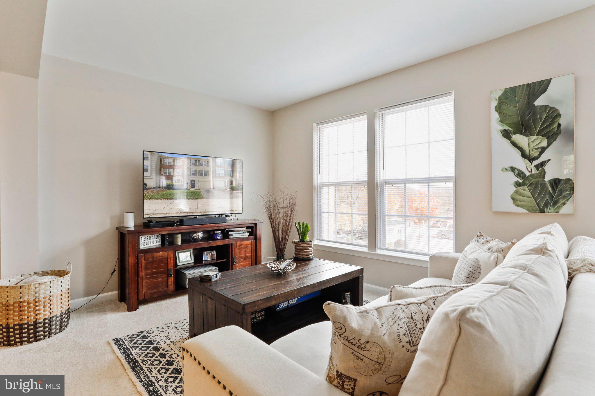 LAKELAND PLACE - Residential