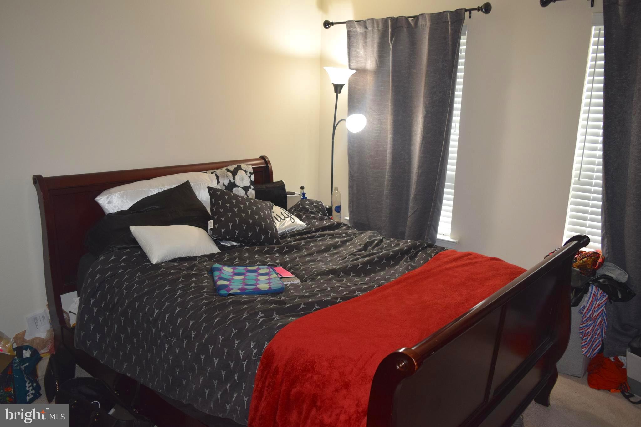 PARKSIDE - Residential Lease