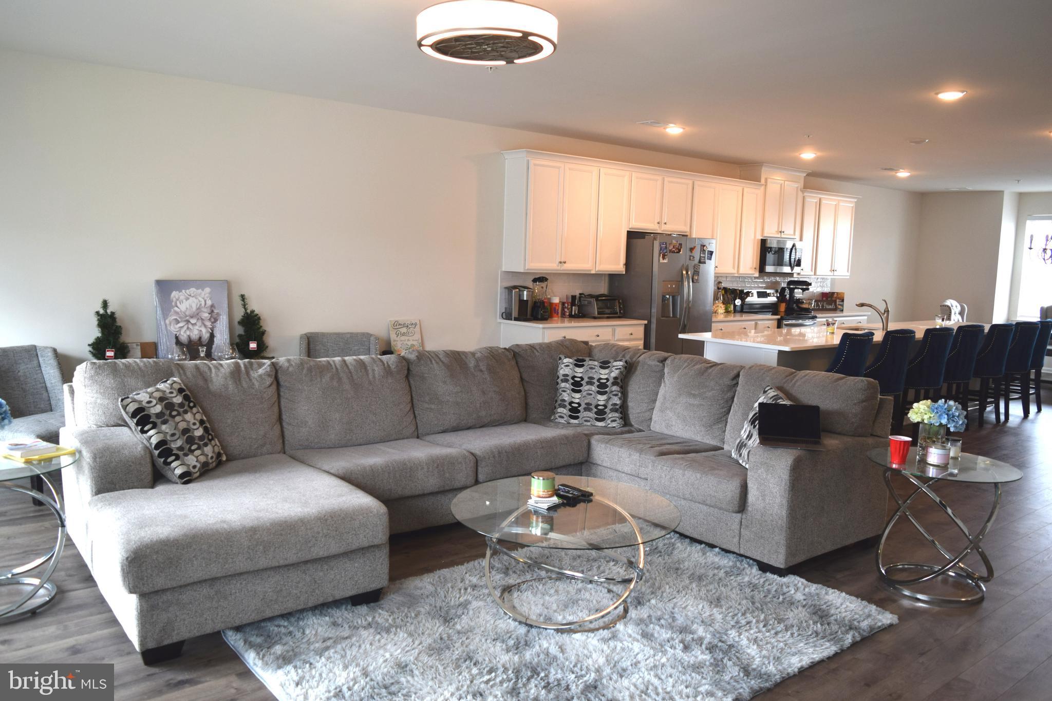 PARKSIDE - Residential Lease