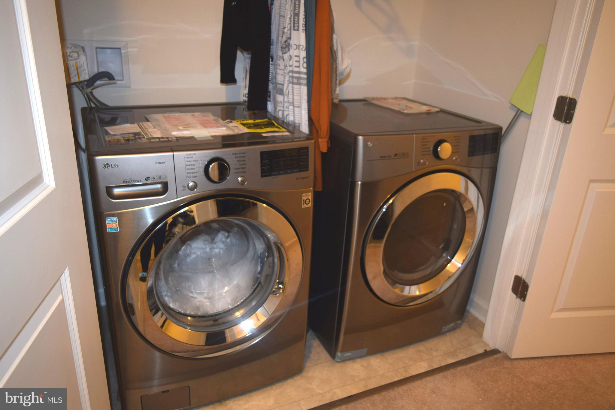 PARKSIDE - Residential Lease