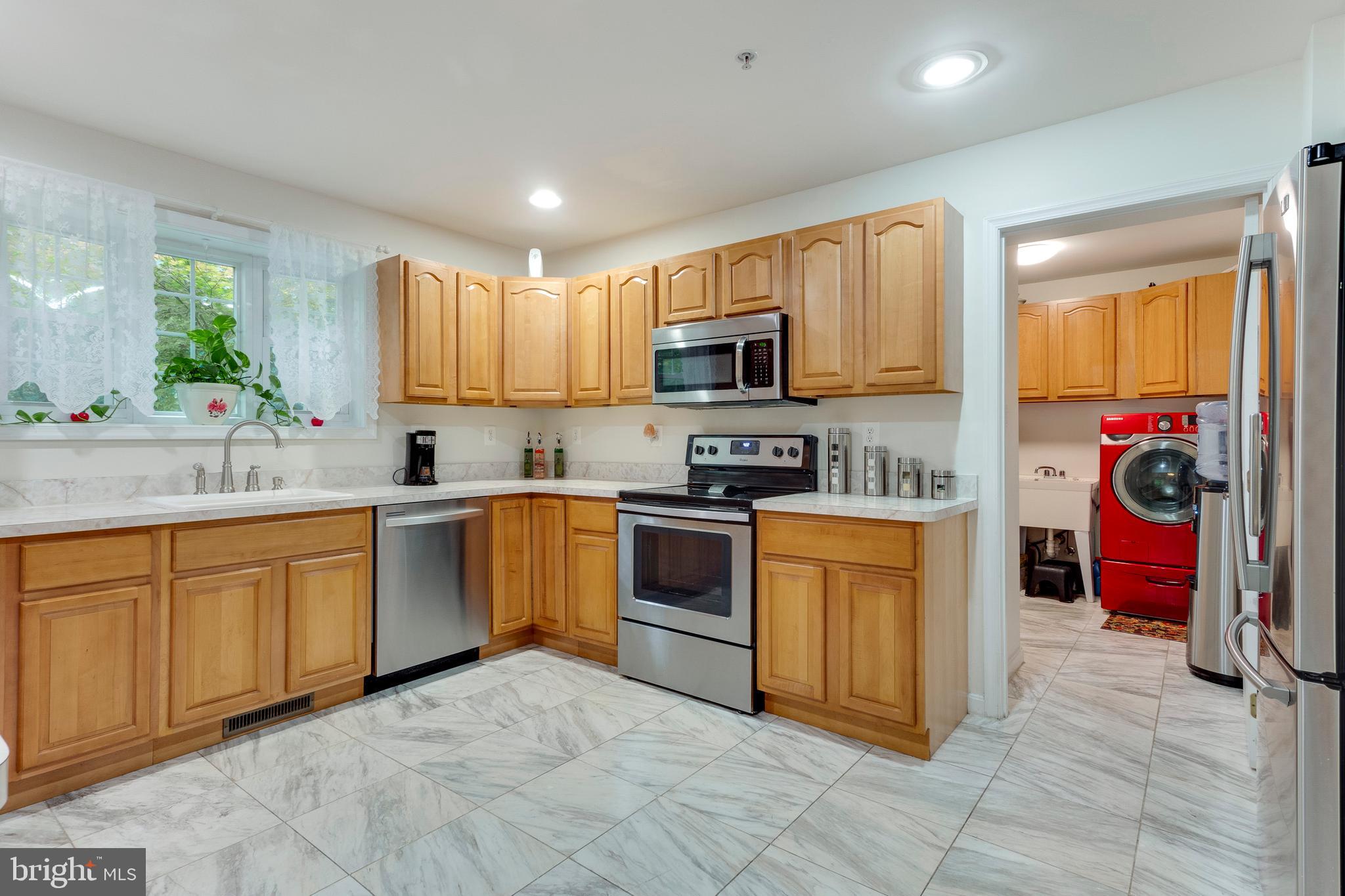 CALVERT MANOR - Residential