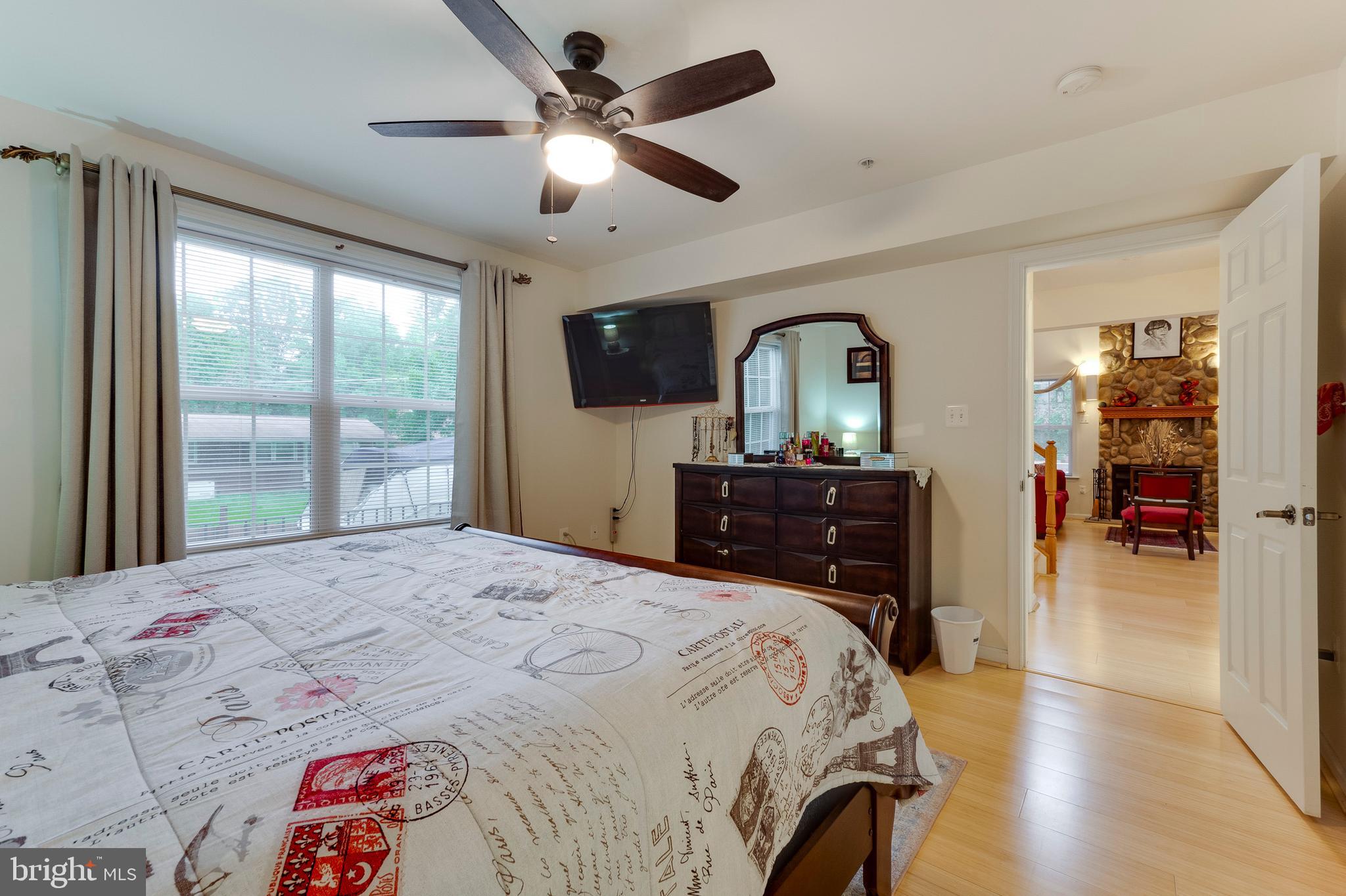 CALVERT MANOR - Residential