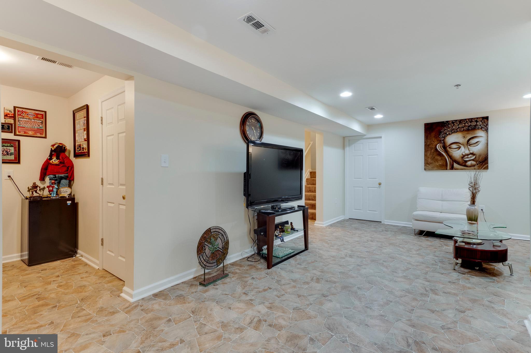 CALVERT MANOR - Residential