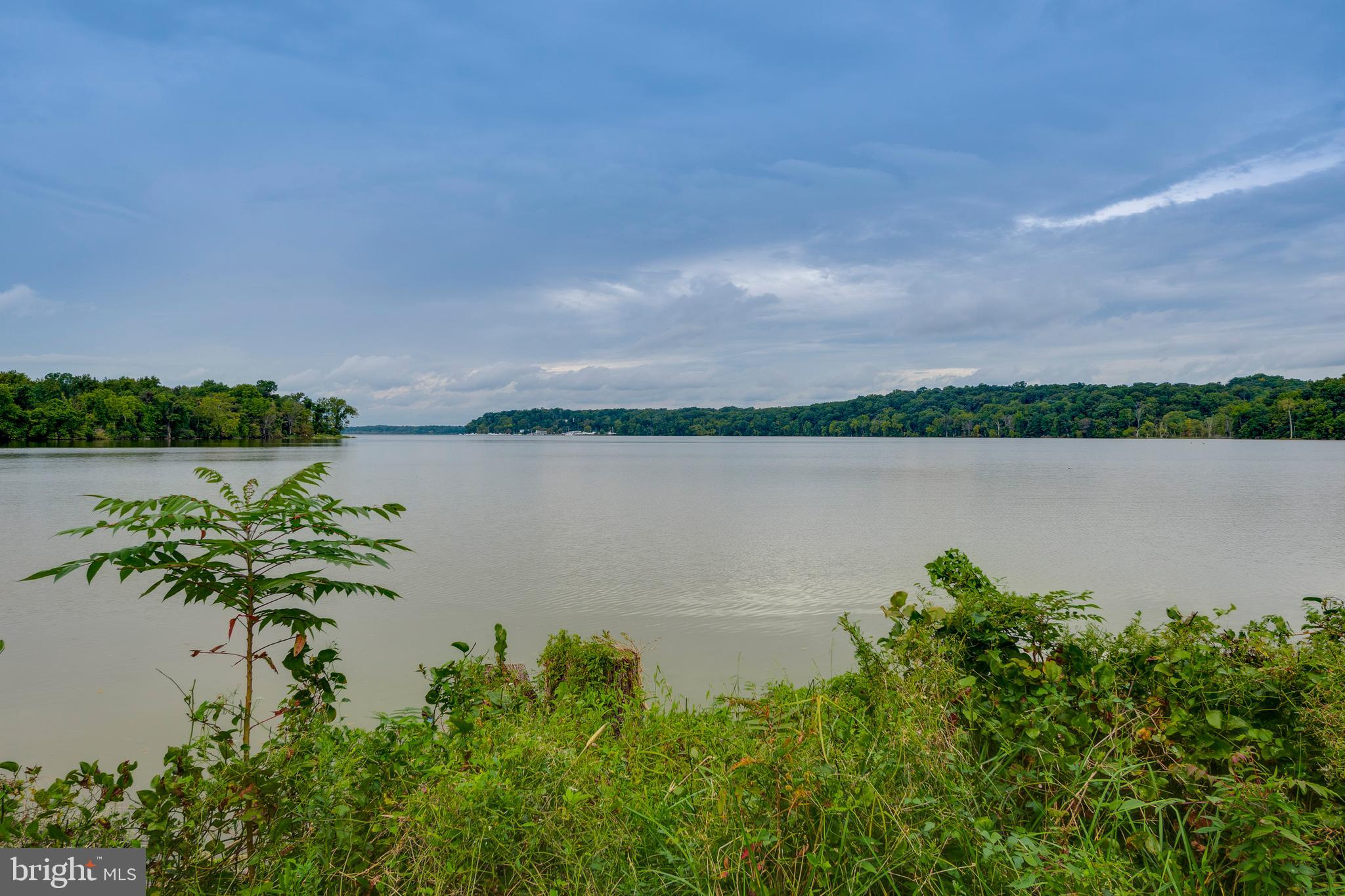 CALVERT MANOR - Residential