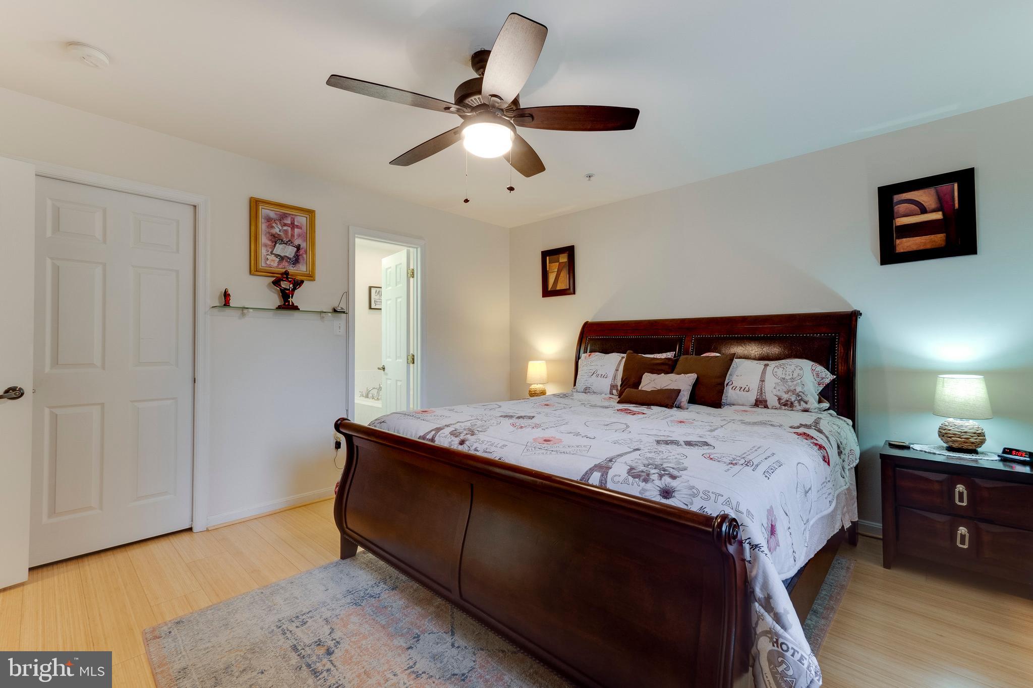 CALVERT MANOR - Residential