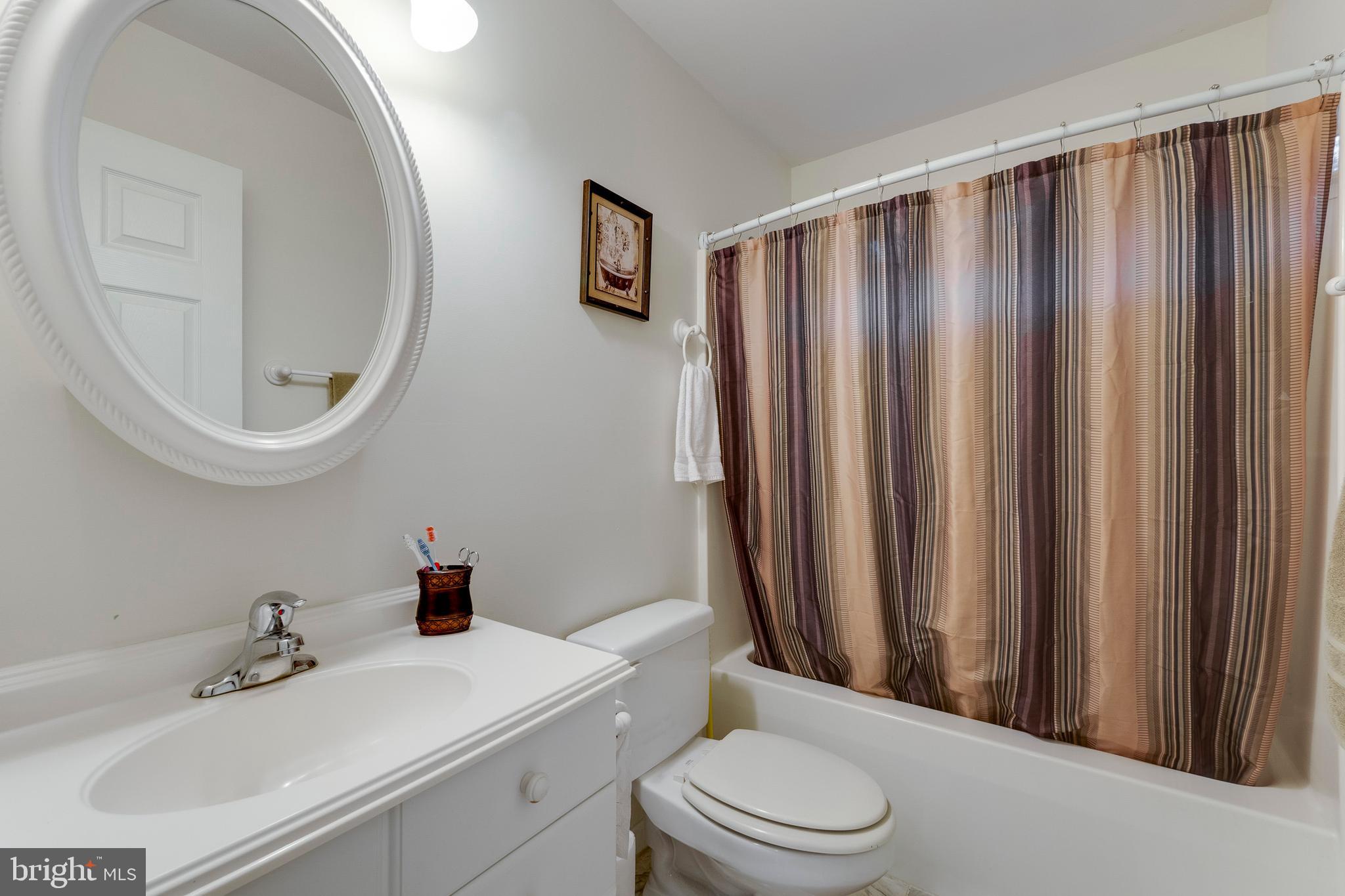 CALVERT MANOR - Residential