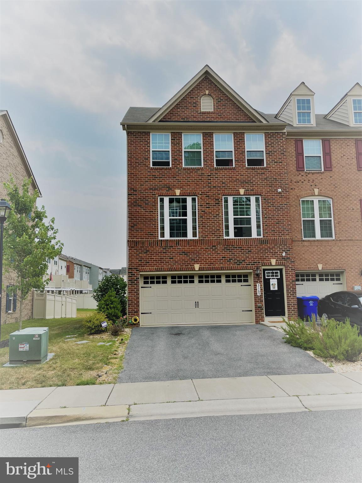 ADAMS CROSSING - Residential