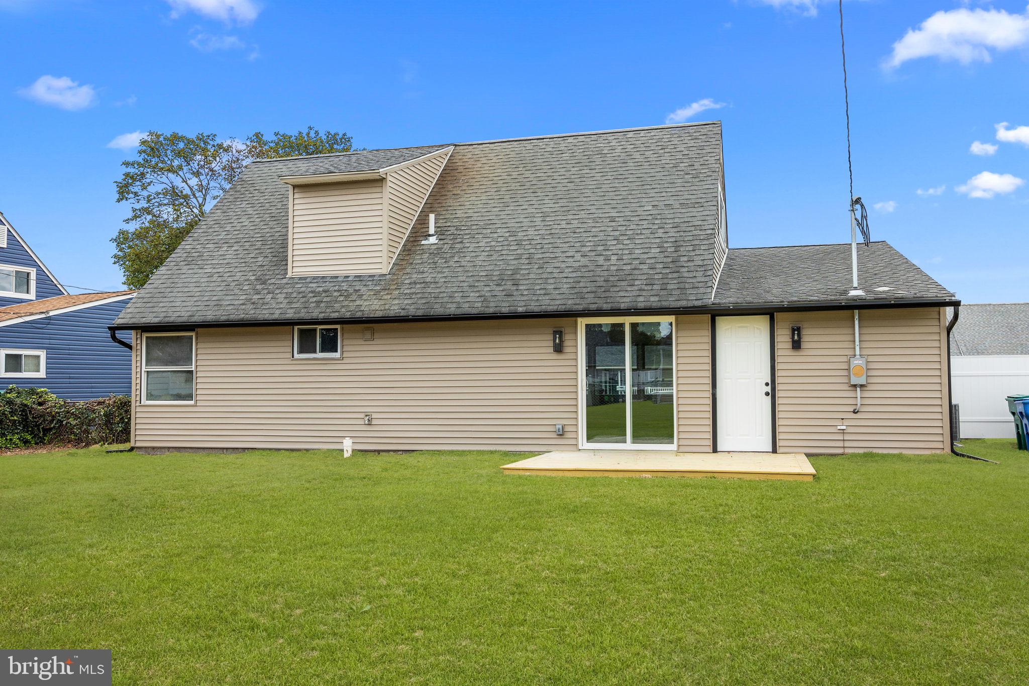 JUNEWOOD - Residential Lease