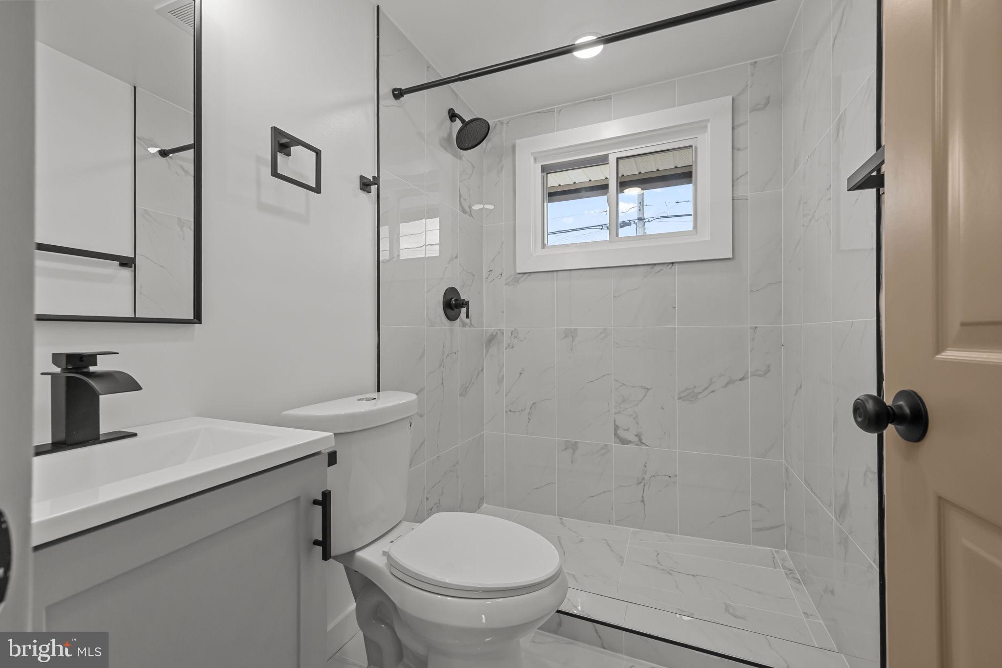 JUNEWOOD - Residential Lease