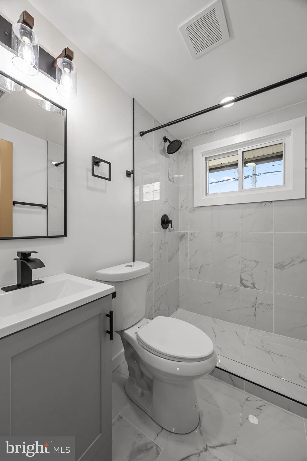 JUNEWOOD - Residential Lease