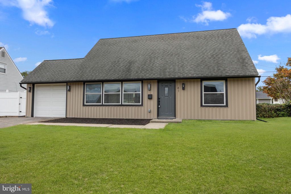 Photo of 41 Jewel Lane, LEVITTOWN, PA 19055 (MLS # PABU2107460)