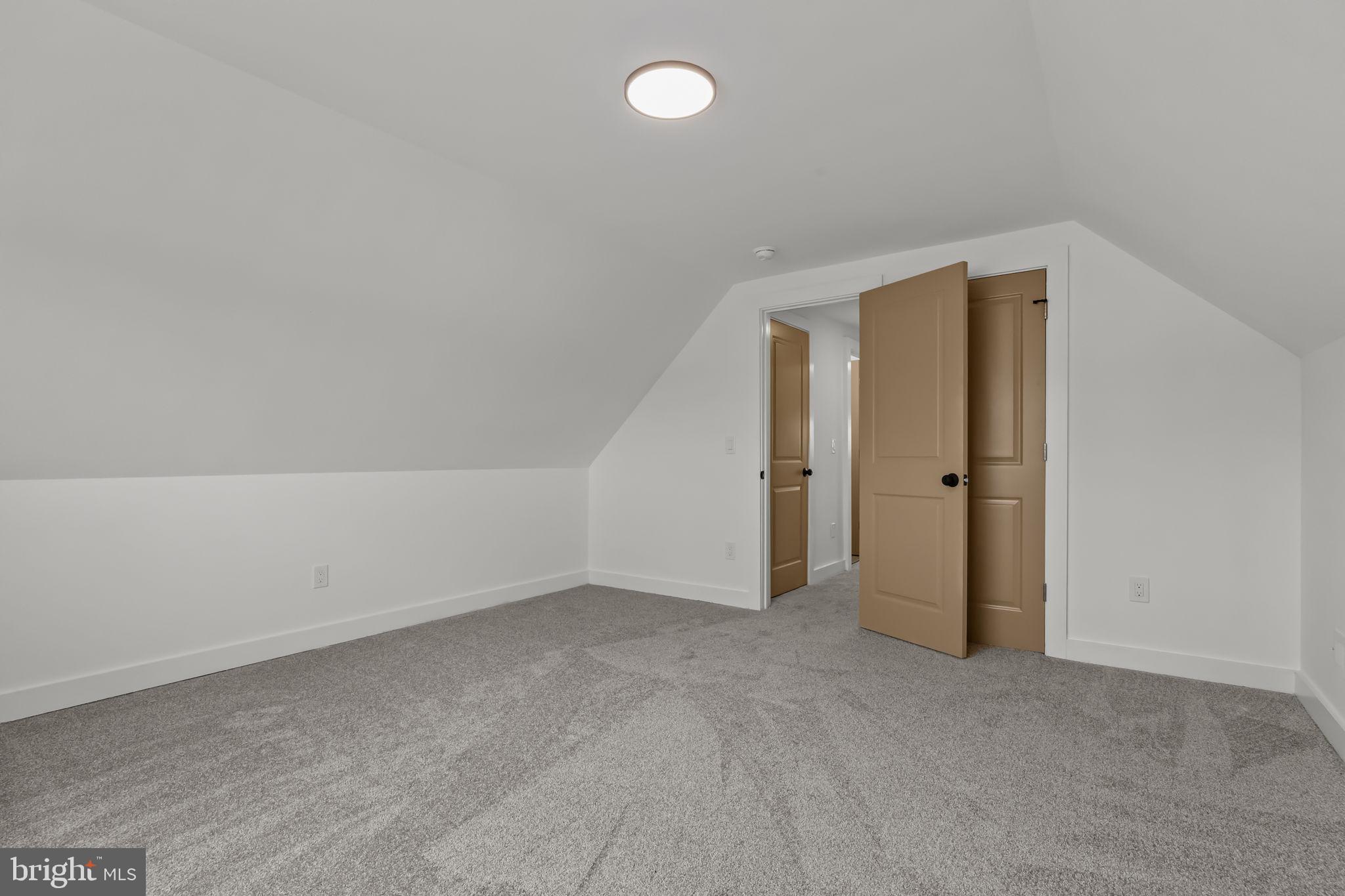 JUNEWOOD - Residential Lease