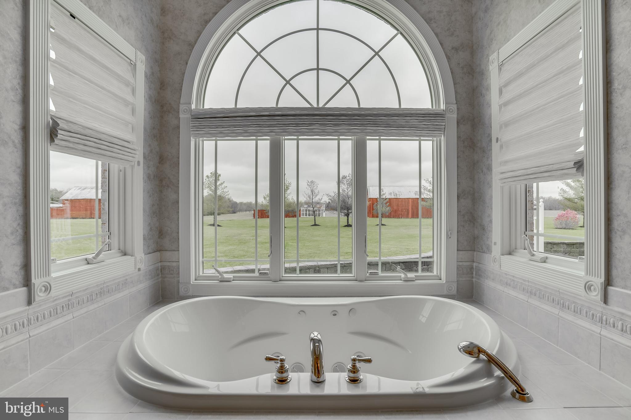 HUGHESVILLE - Residential