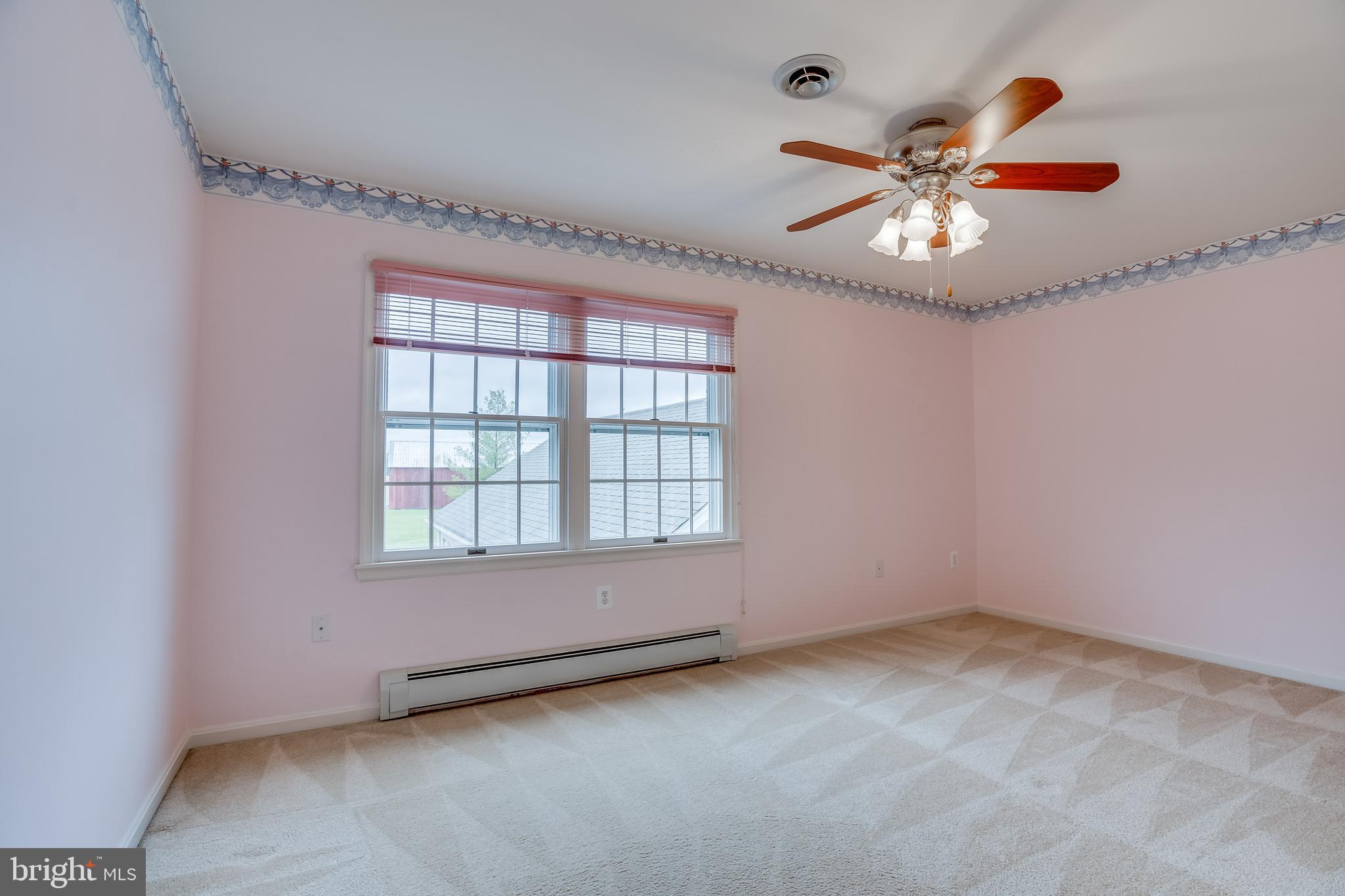 HUGHESVILLE - Residential