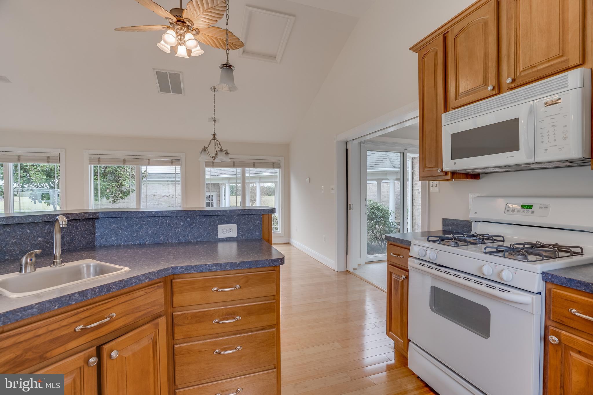 HUGHESVILLE - Residential