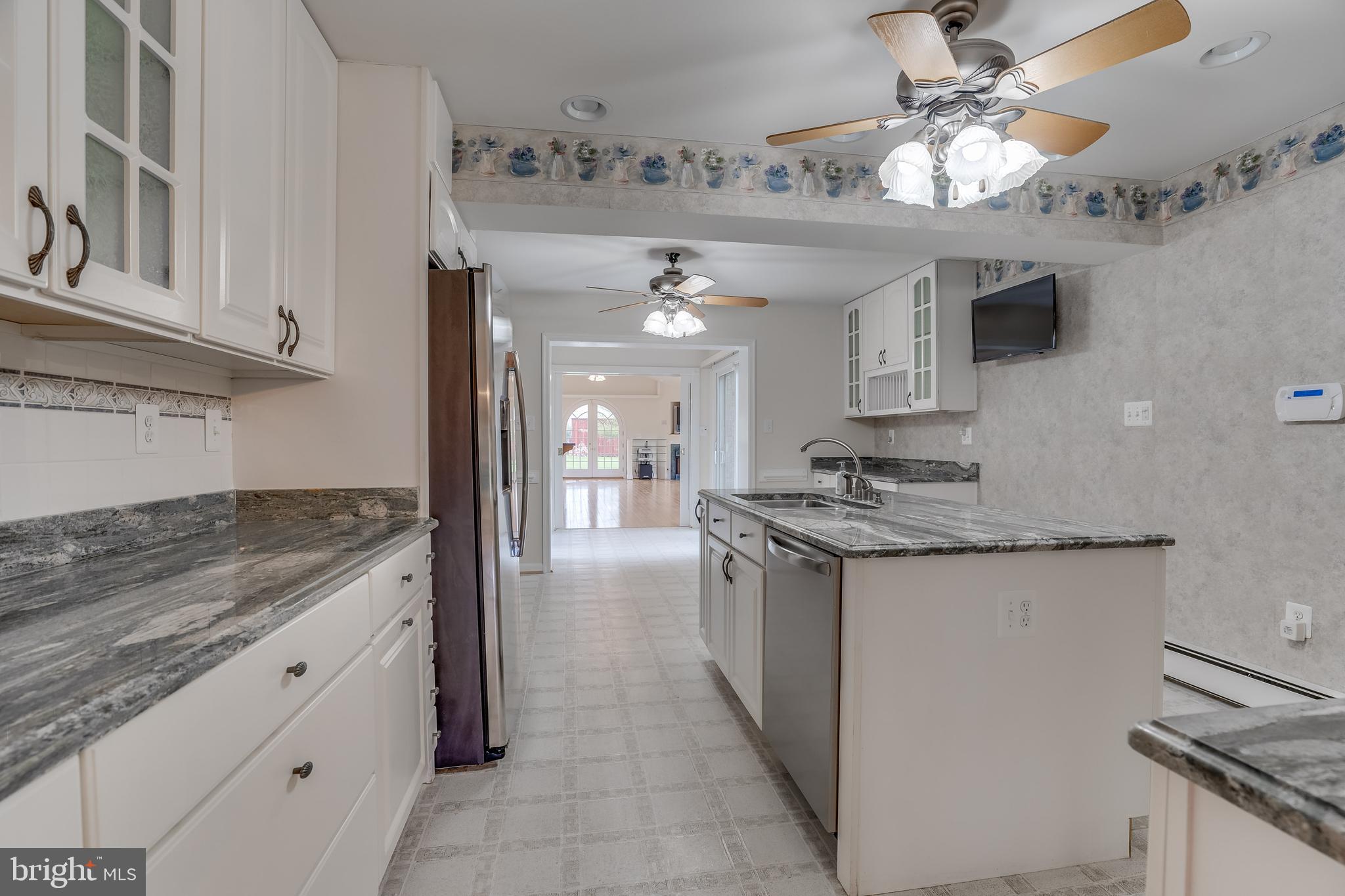 HUGHESVILLE - Residential