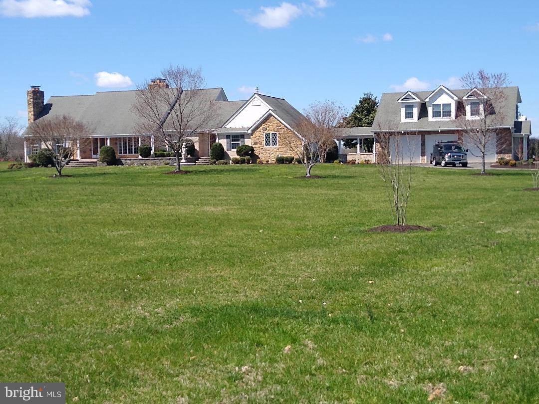 HUGHESVILLE - Residential