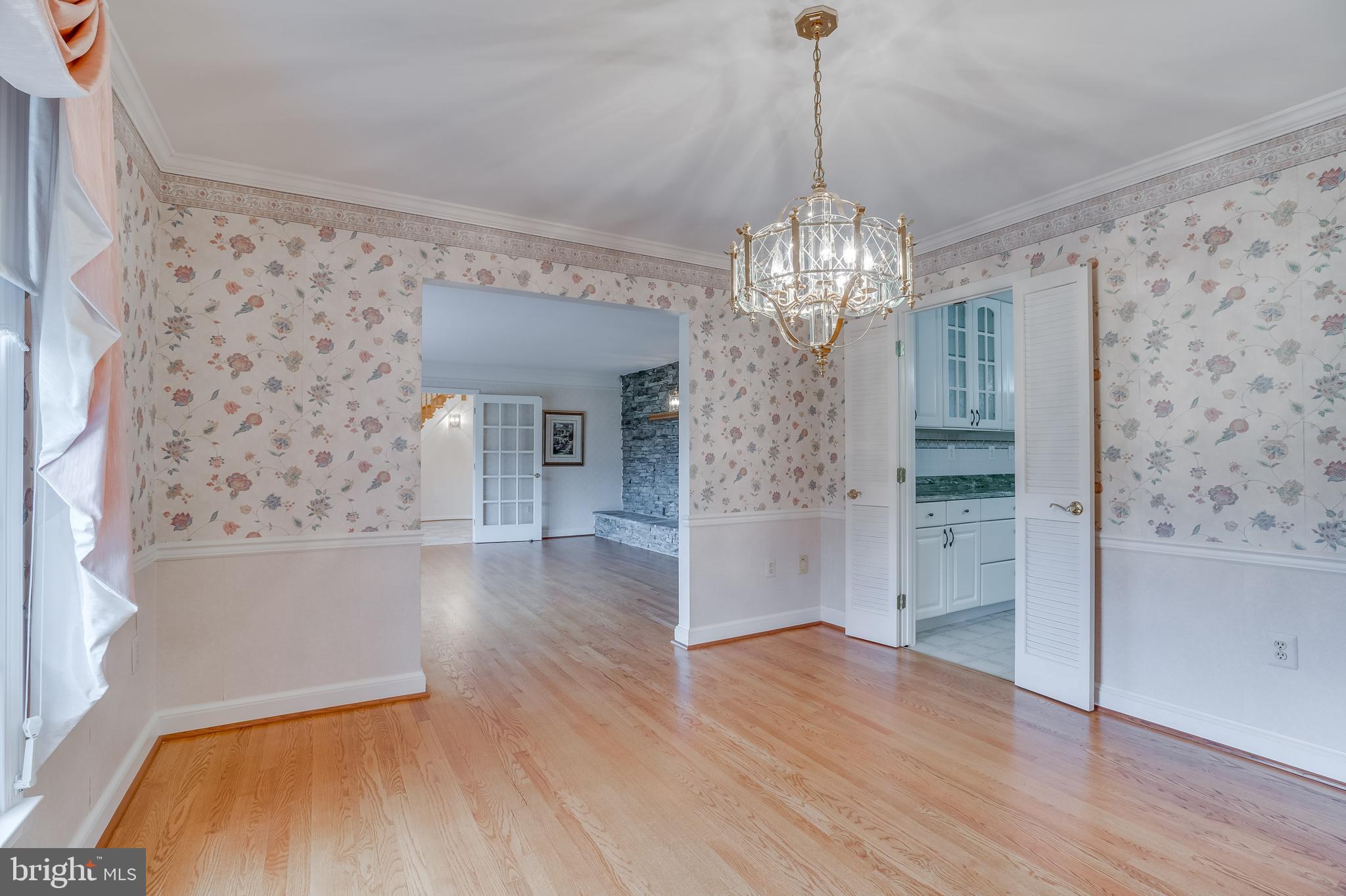 HUGHESVILLE - Residential