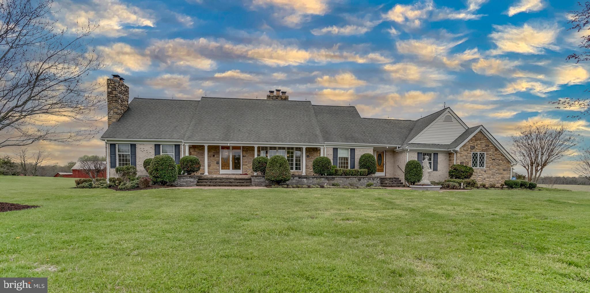 HUGHESVILLE - Residential