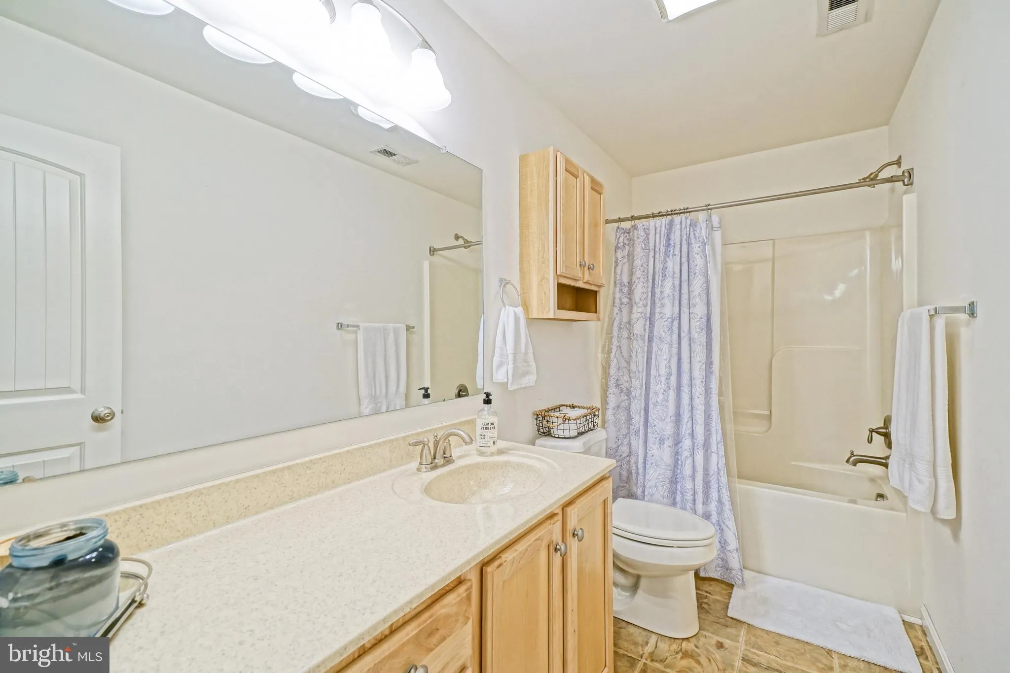 Lewes, Delaware 19958, United States, 5 Bedrooms Bedrooms, ,4 BathroomsBathrooms,Residential,Active,122967