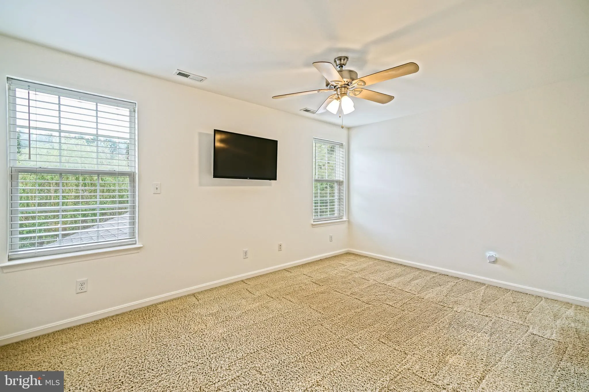 Lewes, Delaware 19958, United States, 5 Bedrooms Bedrooms, ,4 BathroomsBathrooms,Residential,Active,122967