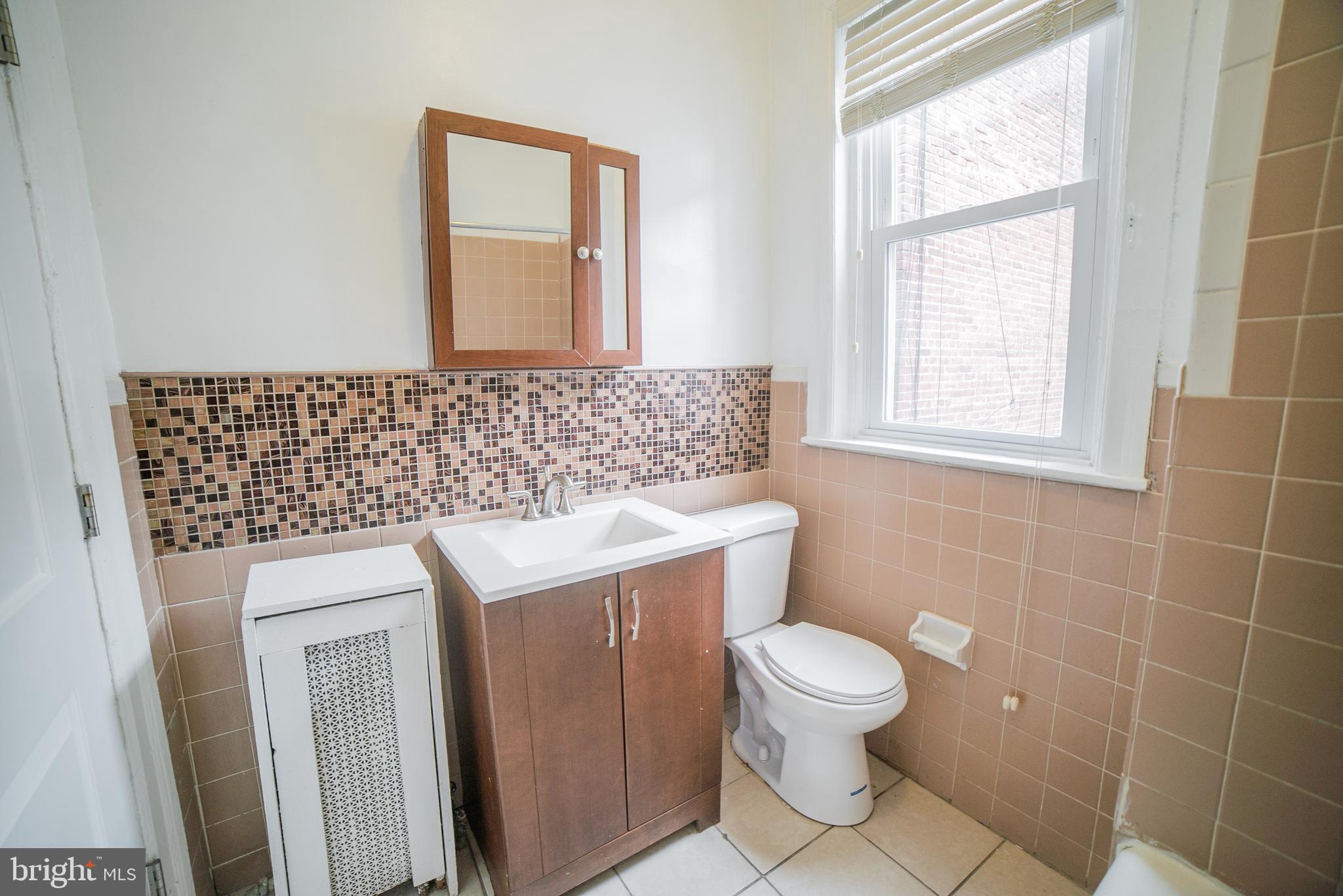 SOUTH STREET - Residential Income