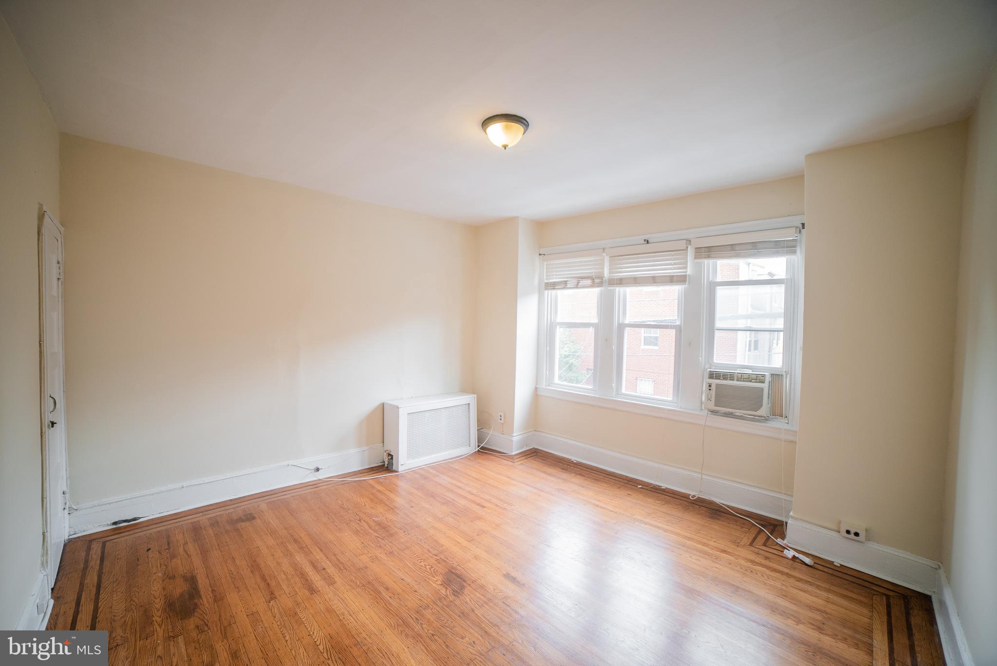 SOUTH STREET - Residential Income