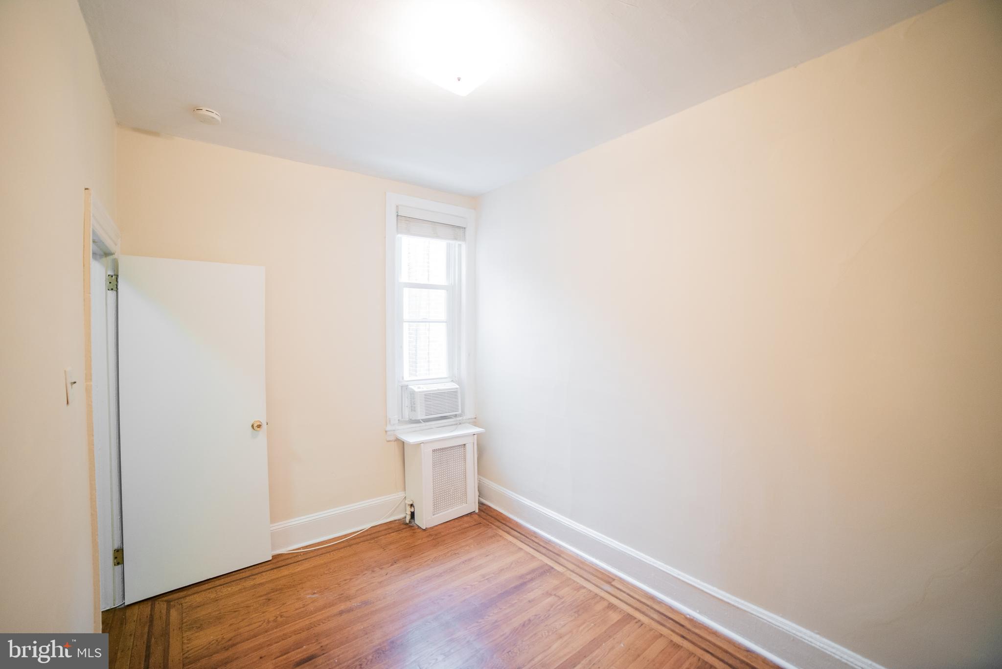 SOUTH STREET - Residential Income