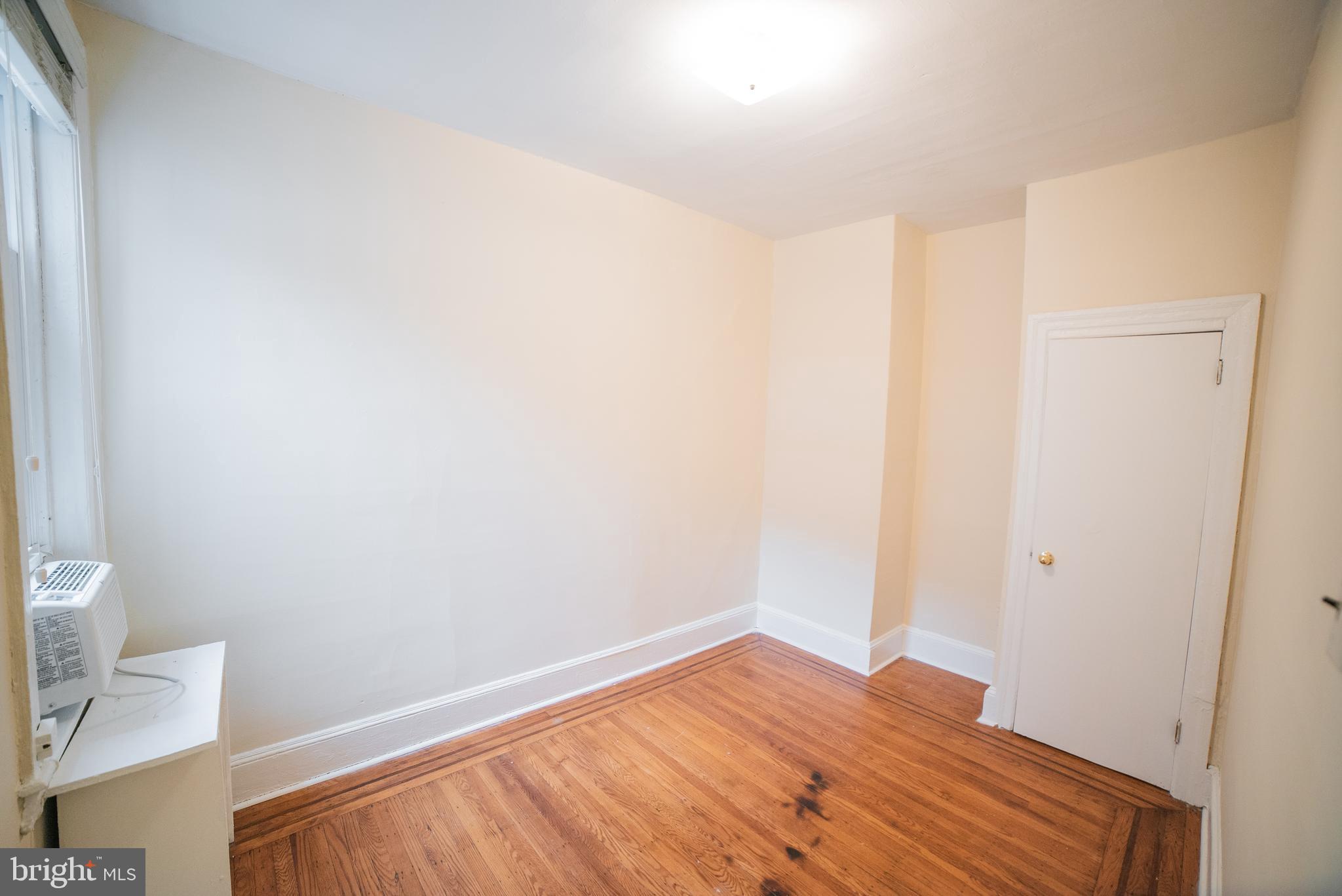 SOUTH STREET - Residential Income