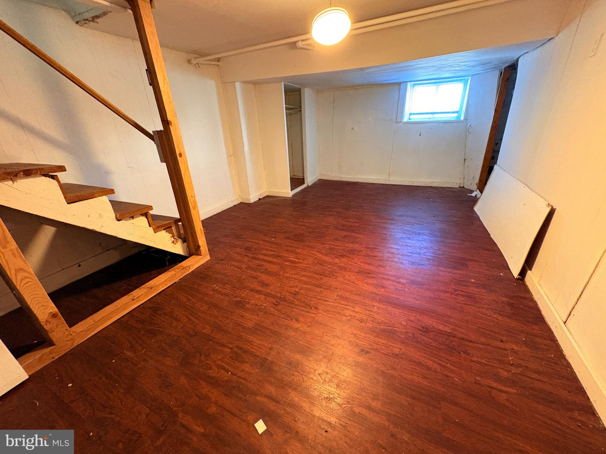 EAST BALTIMORE MIDWAY - Residential