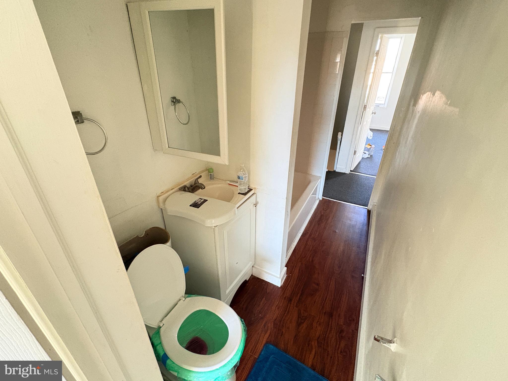 EAST BALTIMORE MIDWAY - Residential