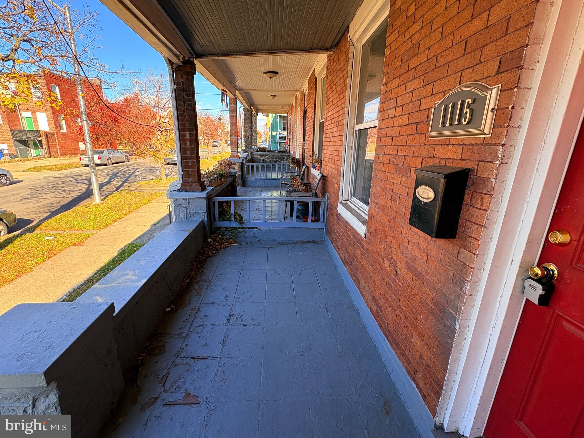 1115 N LAKEWOOD AVENUE N