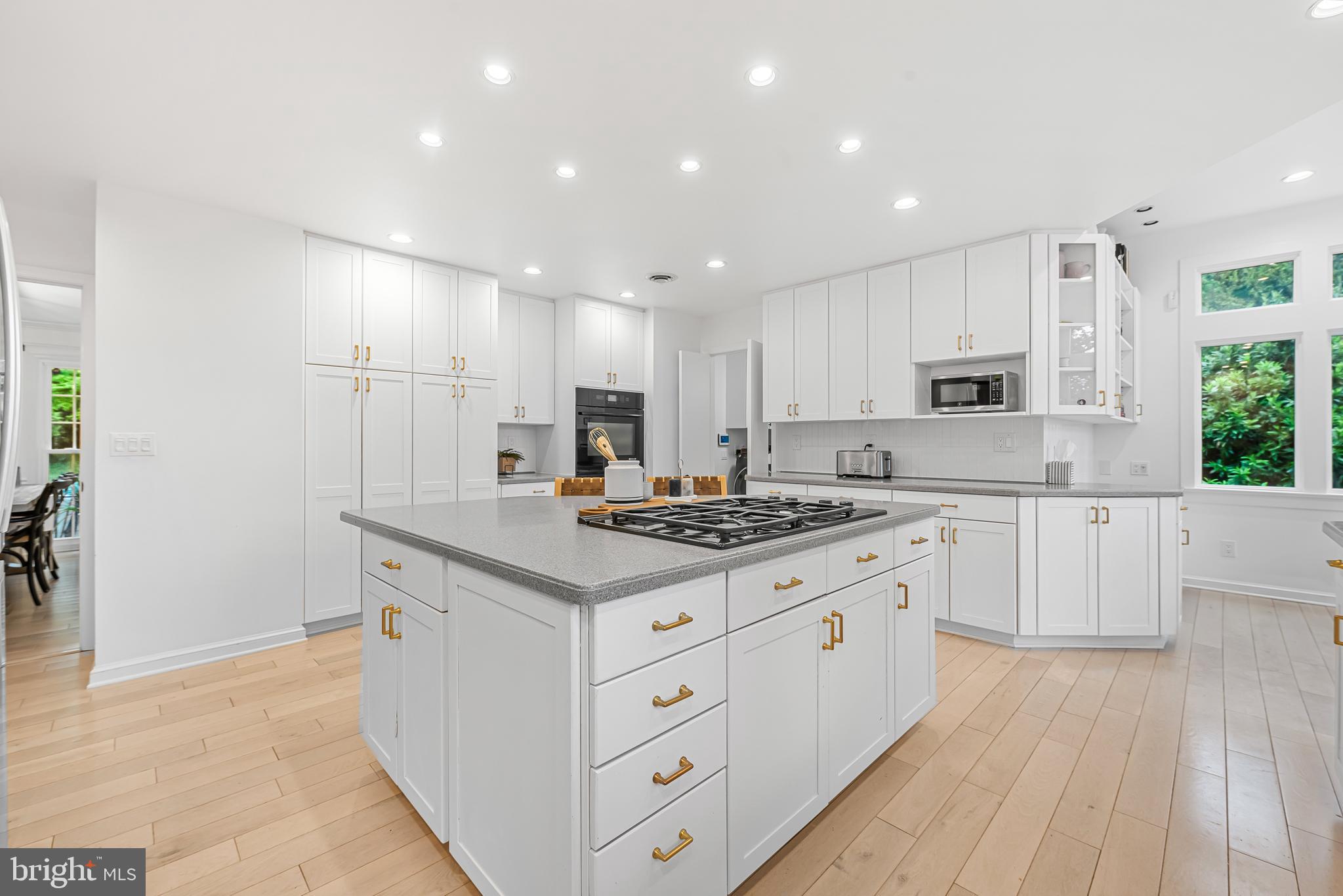 POTOMAC COMMONS - Residential