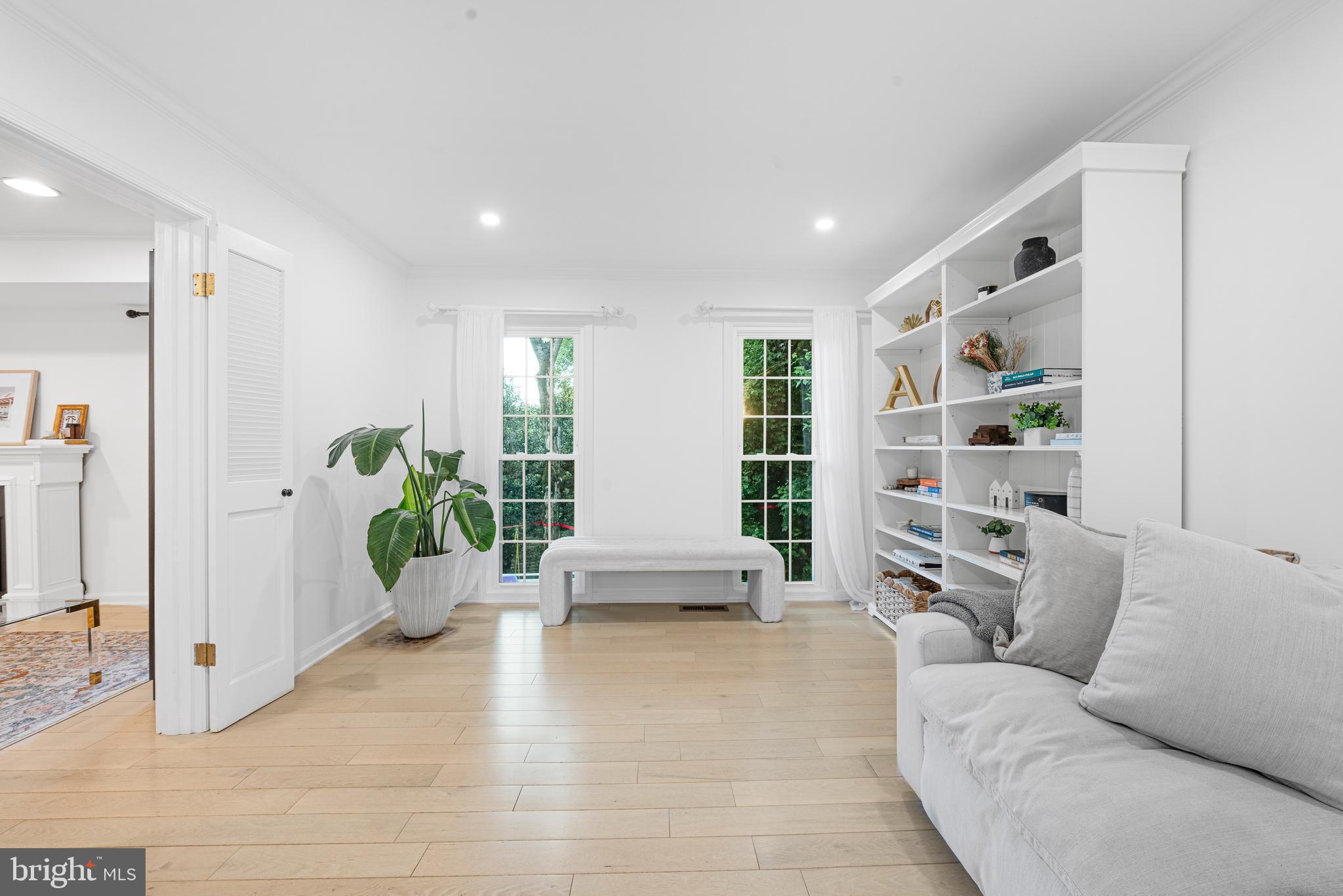 POTOMAC COMMONS - Residential