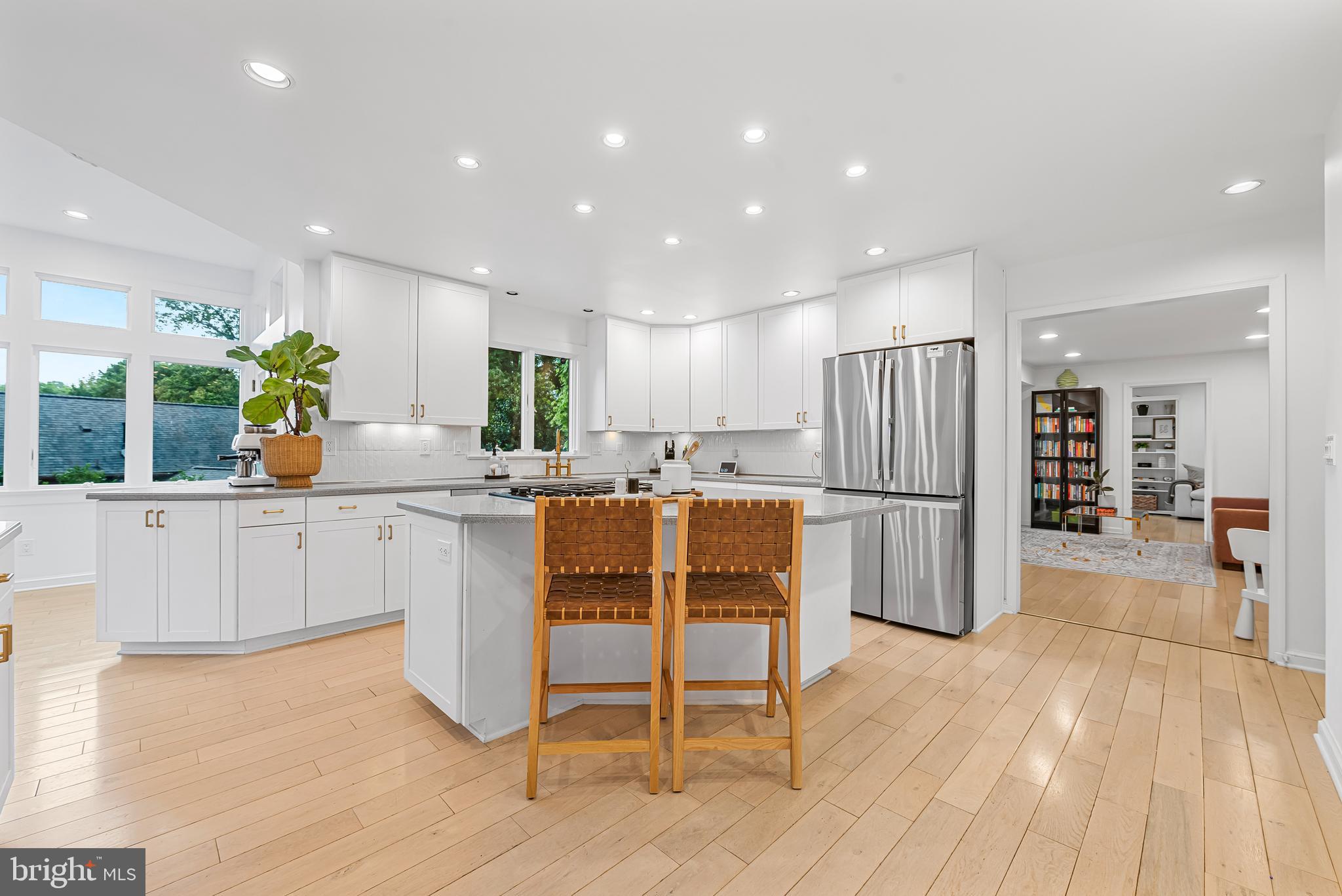 POTOMAC COMMONS - Residential