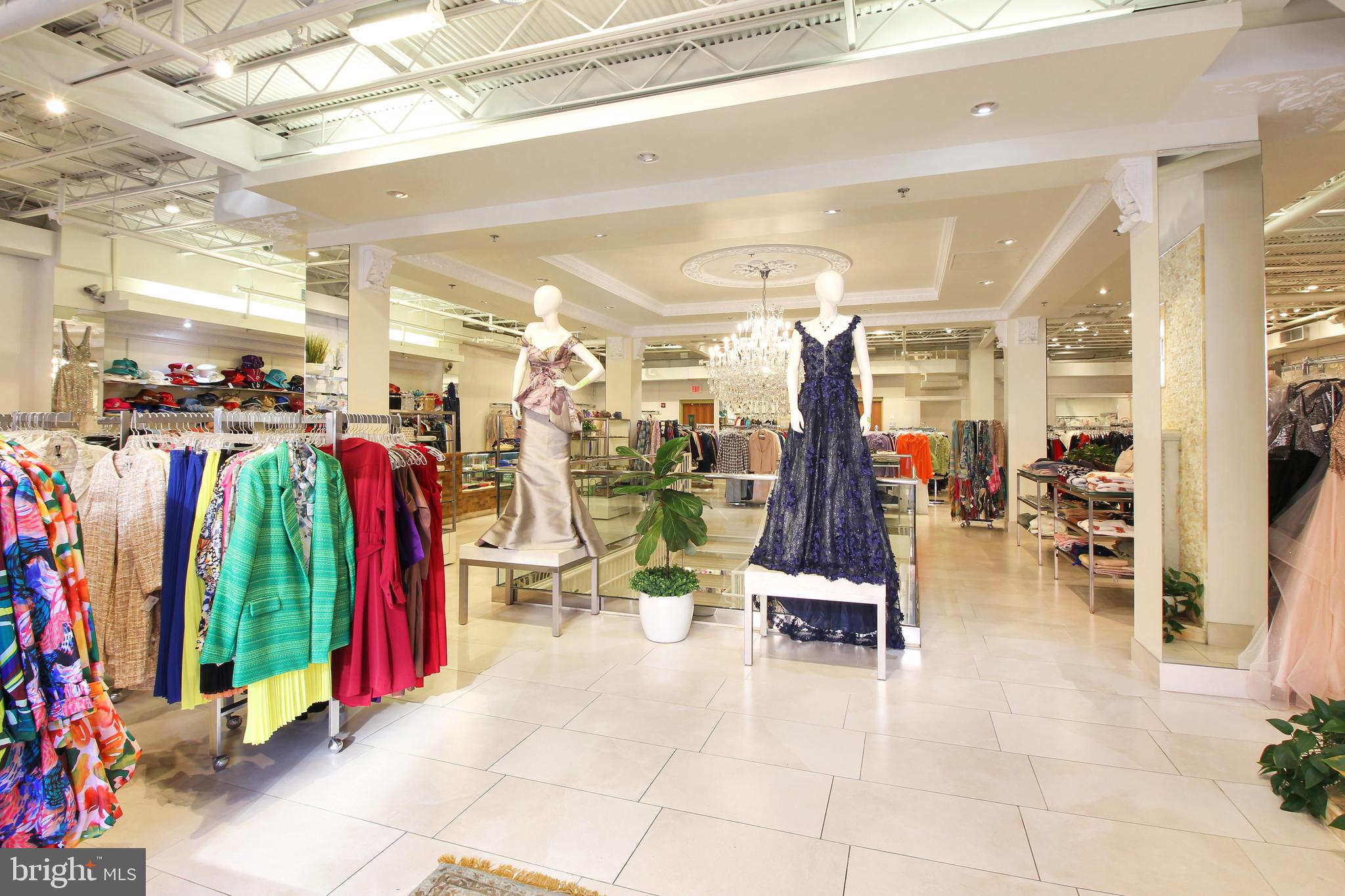 SILVER SPRING - Commercial Lease