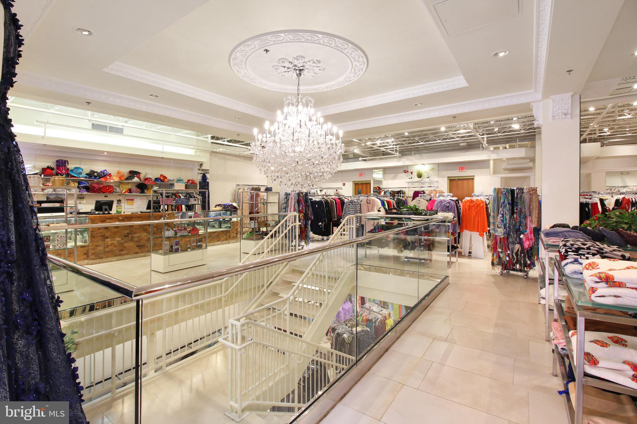 SILVER SPRING - Commercial Lease