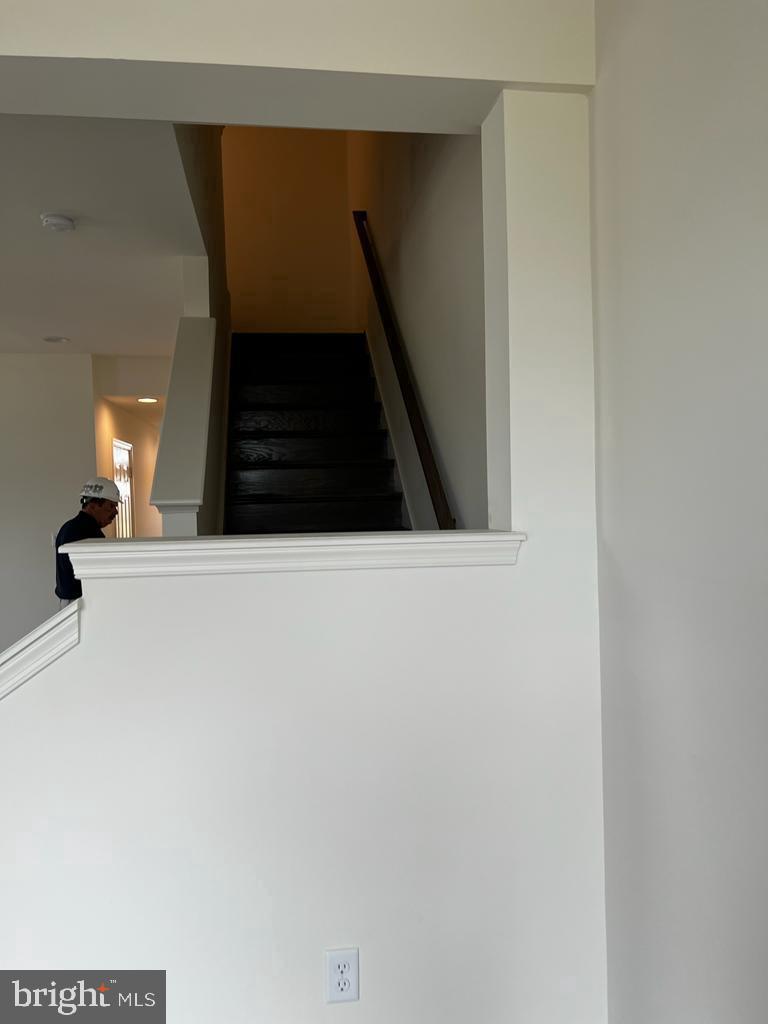 FREEDOM MANOR - Residential Lease