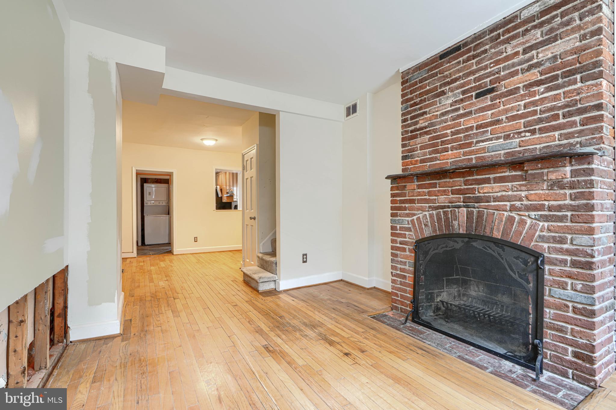 42 E HAMBURG STREET E