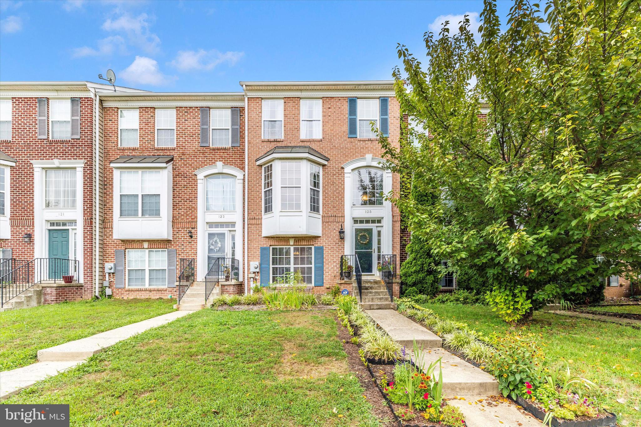 NORTH CROSSING - Residential