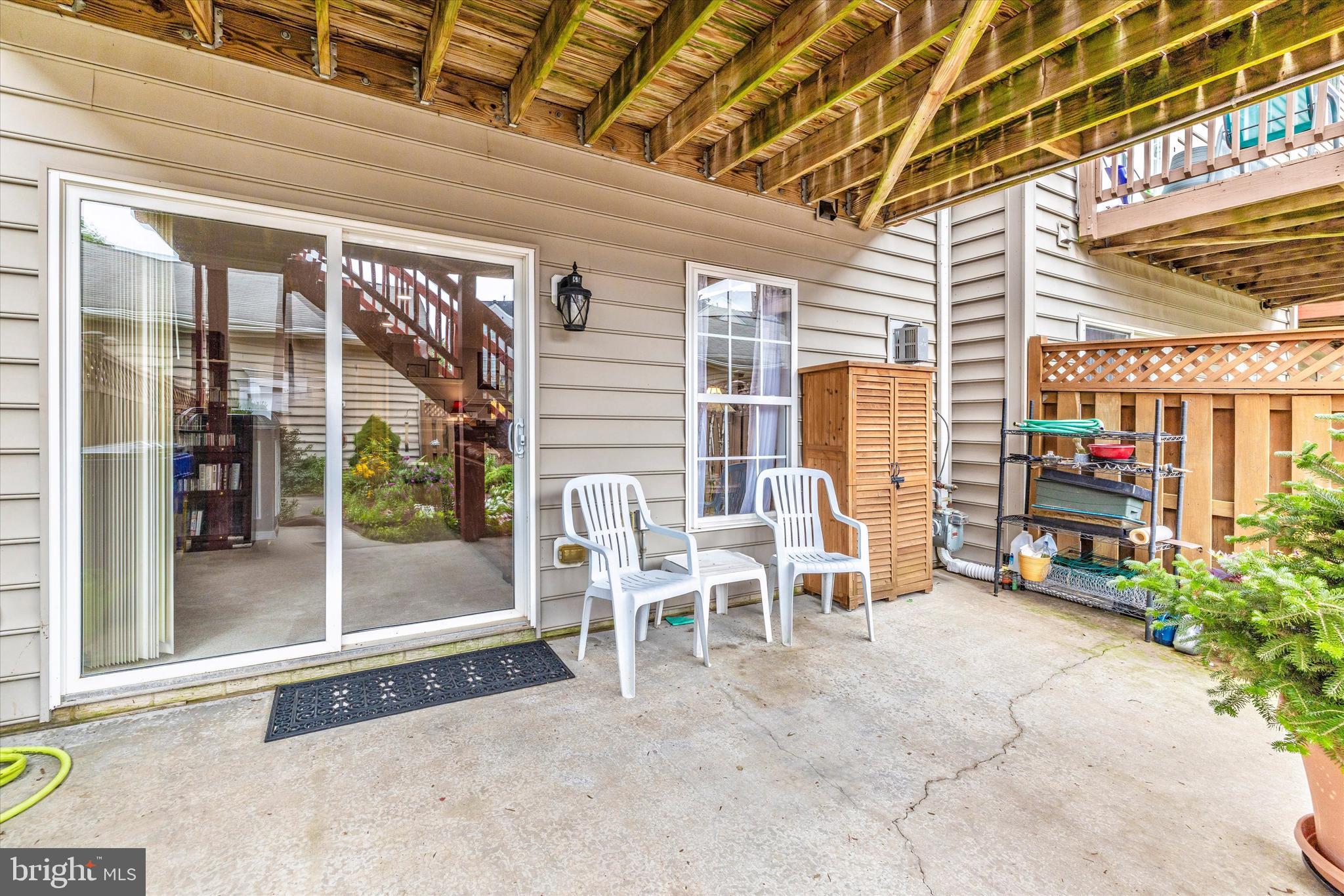 NORTH CROSSING - Residential