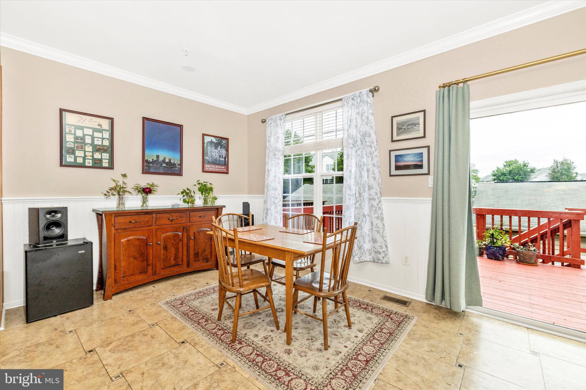 NORTH CROSSING - Residential