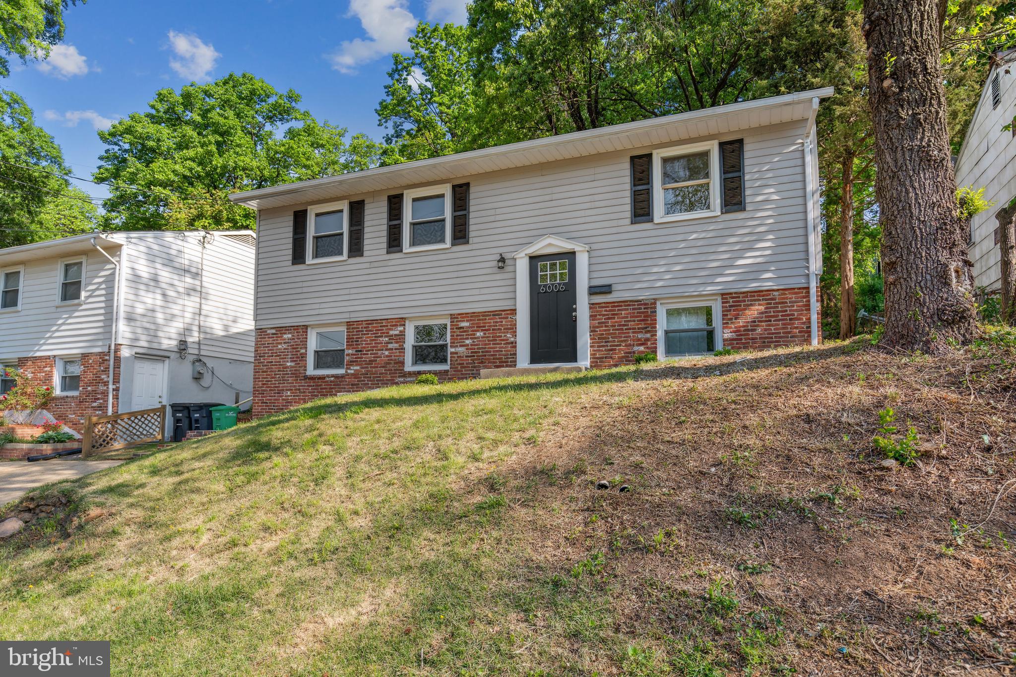 RIVERDALE - Residential