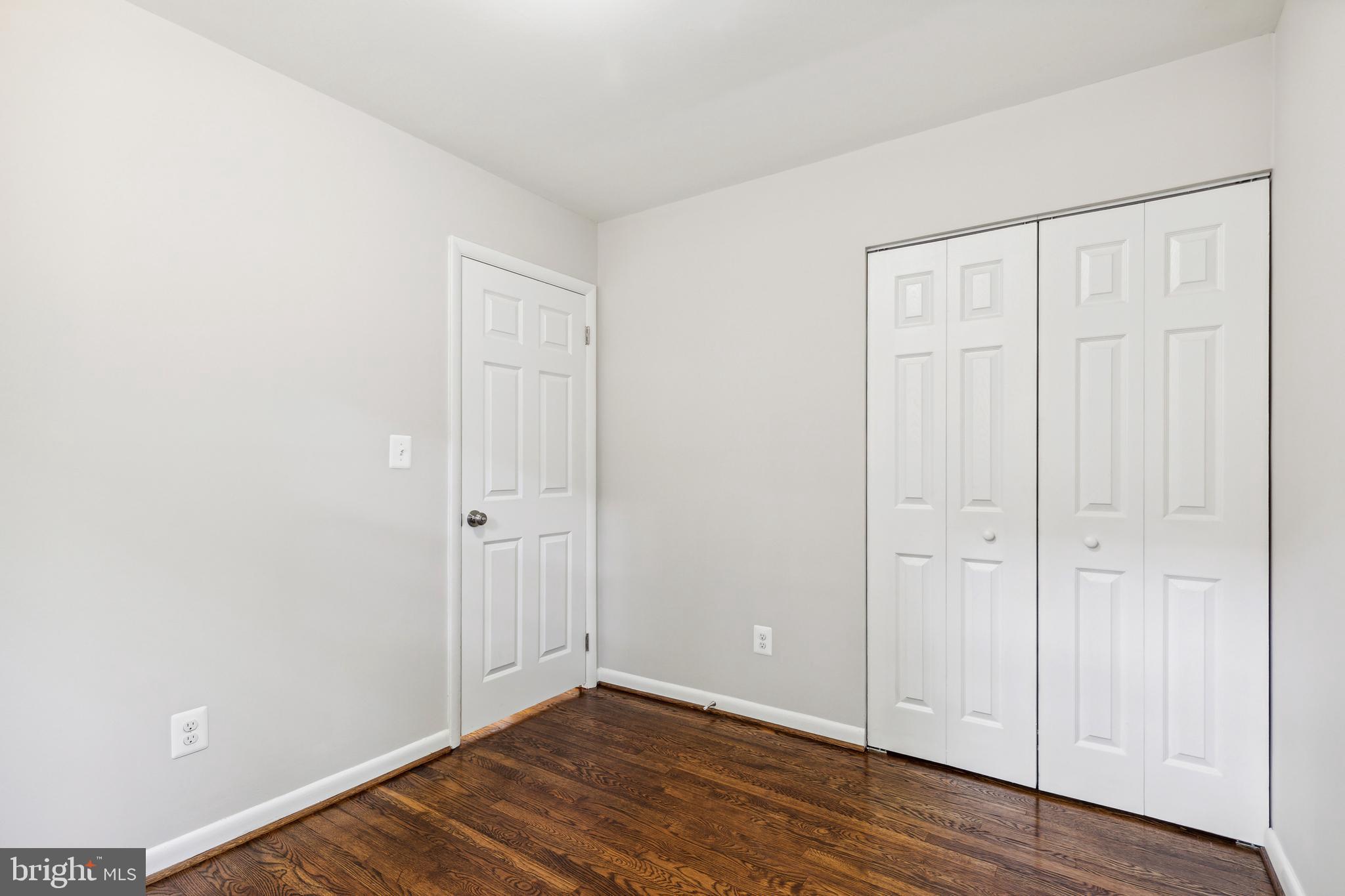 RIVERDALE - Residential