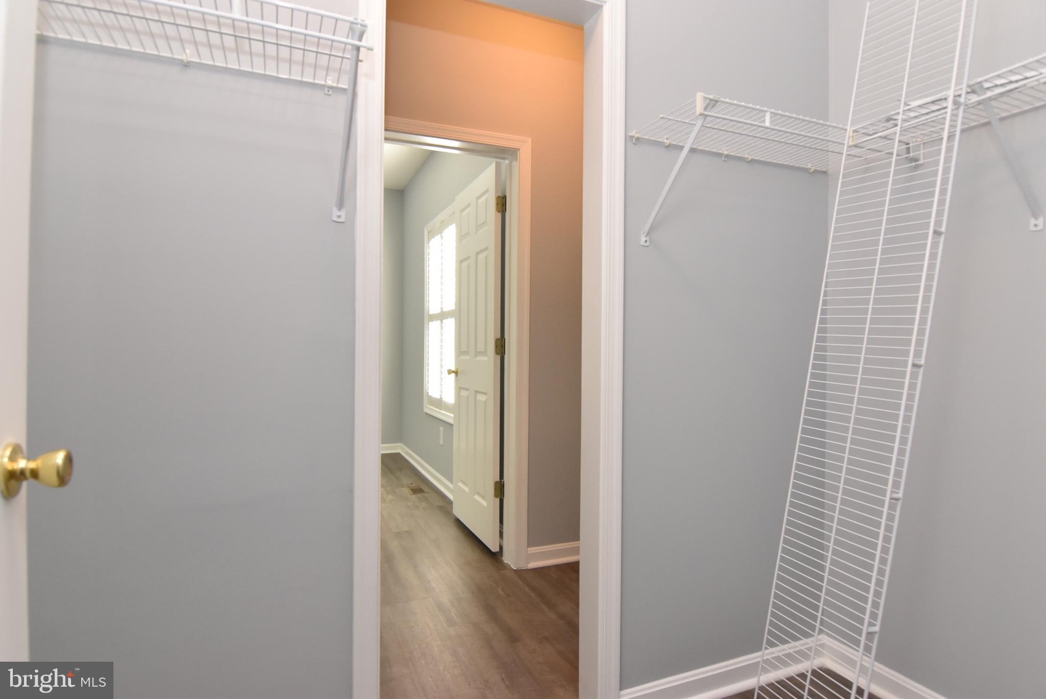 CREEKWOOD - Residential