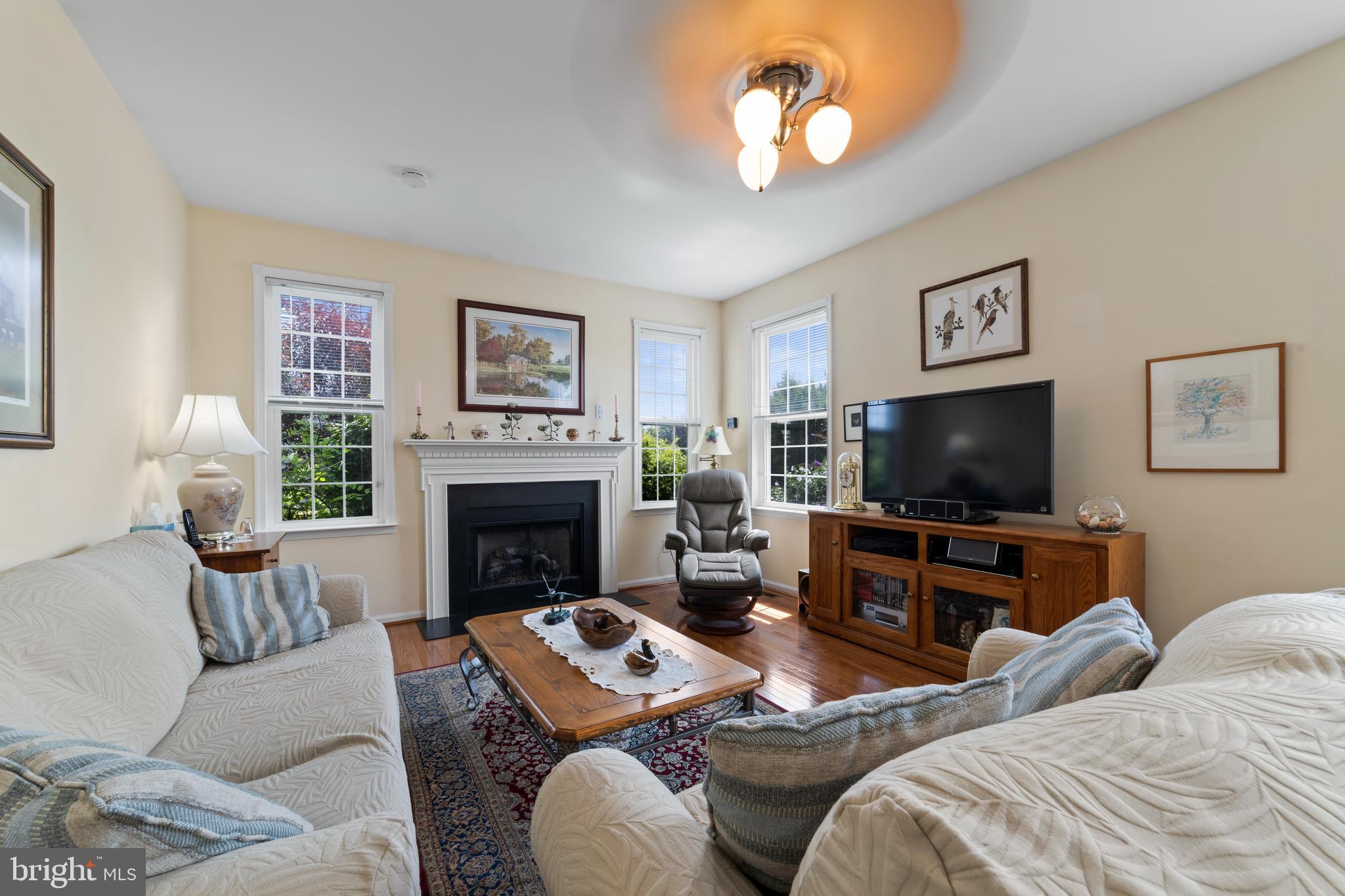 PROVIDENCE HILL - Residential