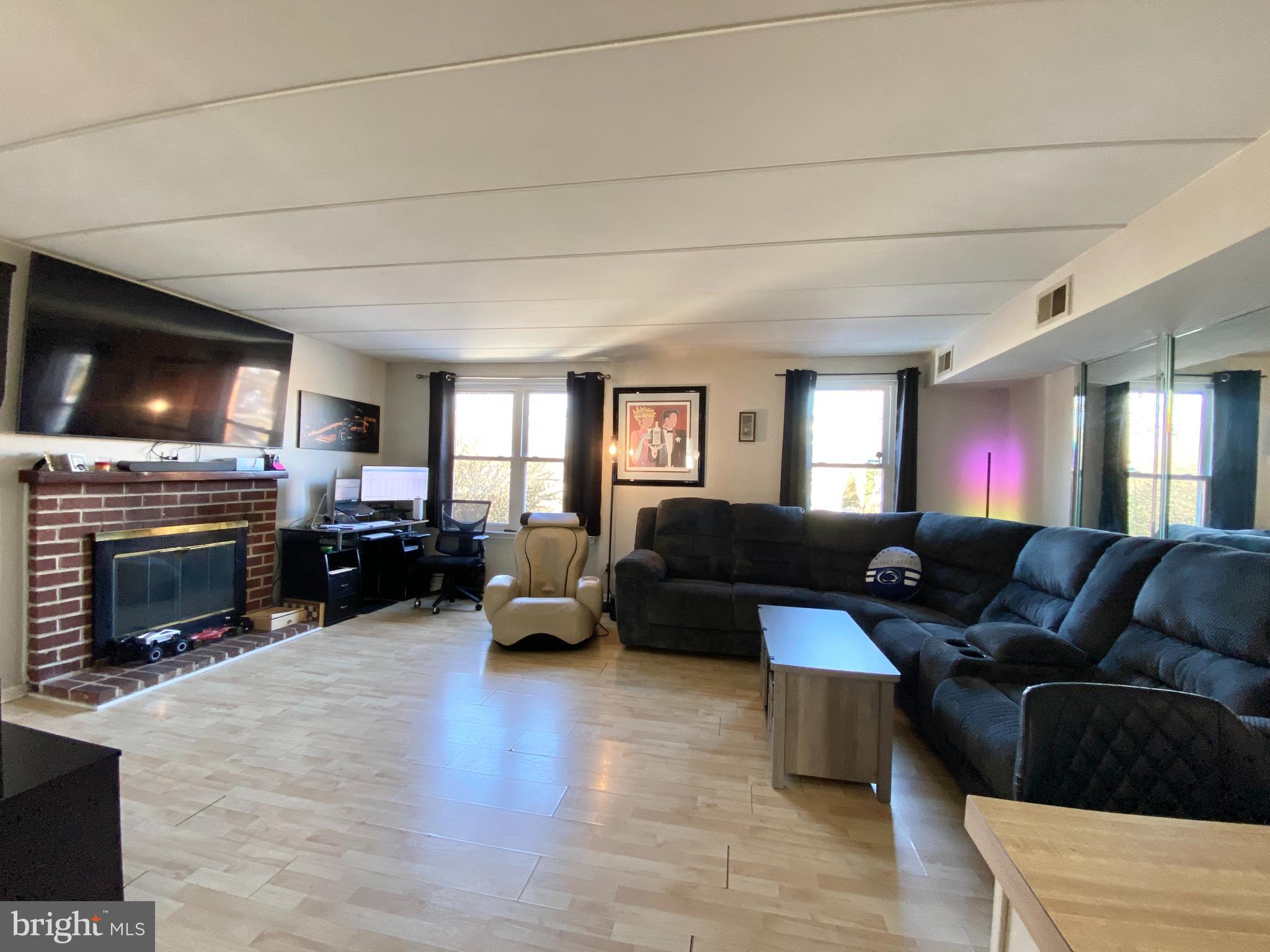 RIDLEY PARK - Residential Lease